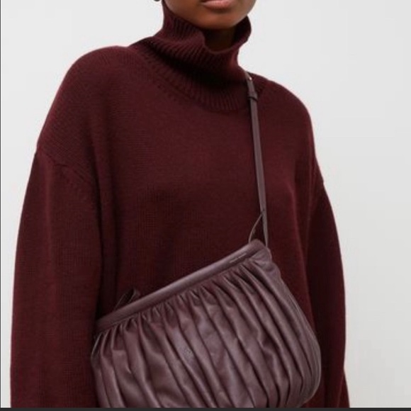 Mansur Gavriel Handbags - NWOT Mansur Gavriel Balloon Pleated Shoulder Bag